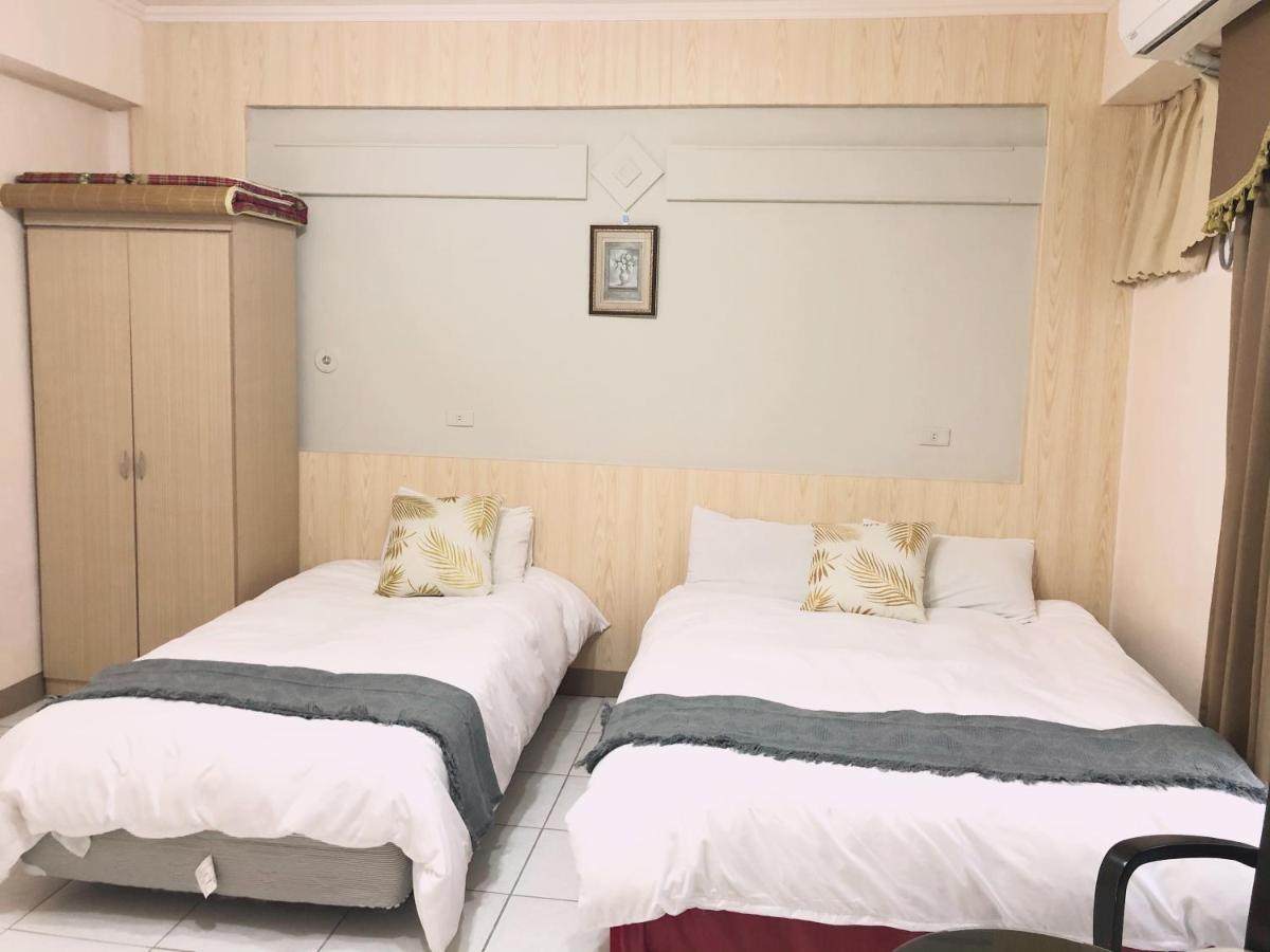 Yun'S Homestay Луодонг Екстериор снимка