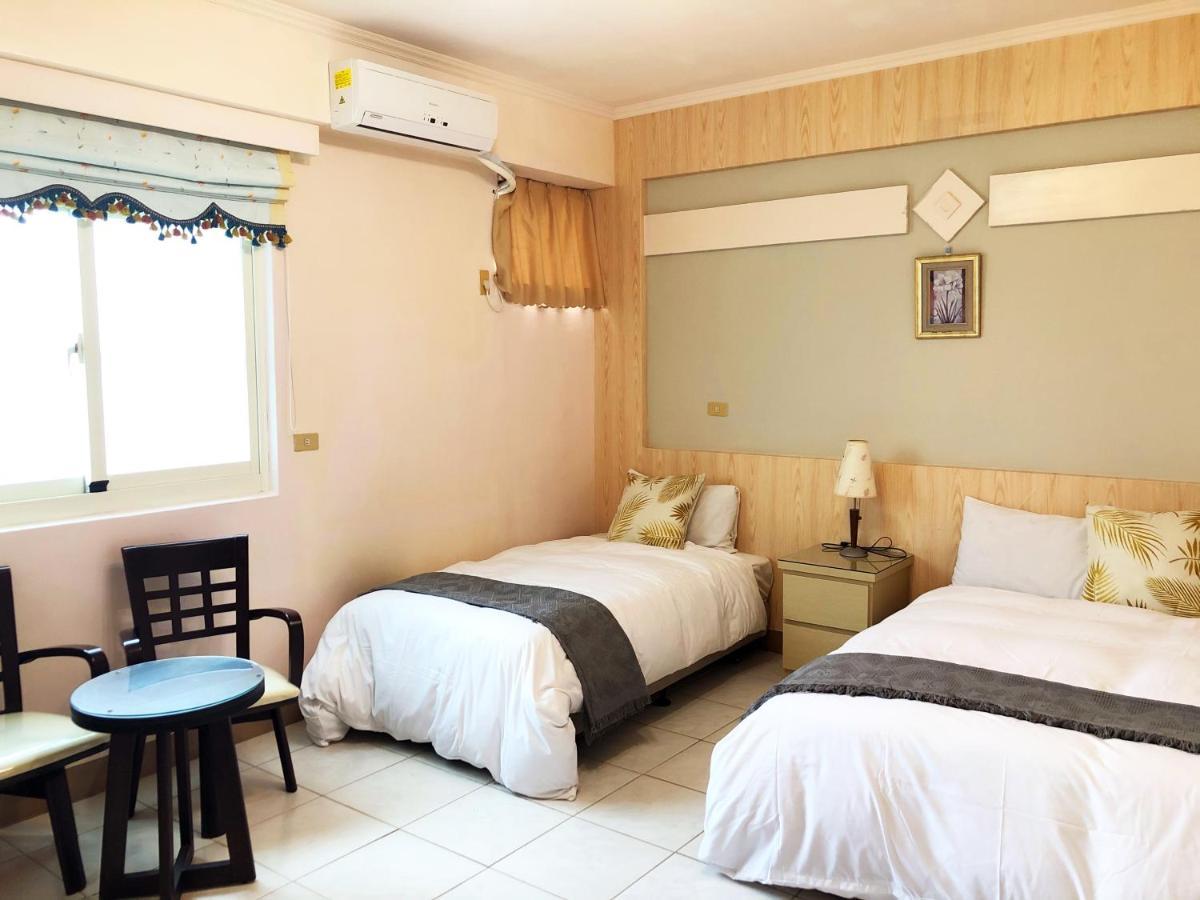 Yun'S Homestay Луодонг Екстериор снимка